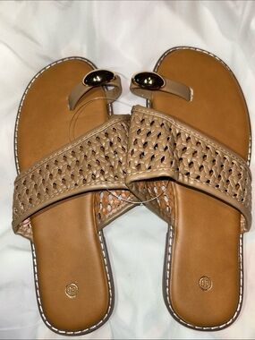 Woven Toe-Ring Slide Sandals in Tan